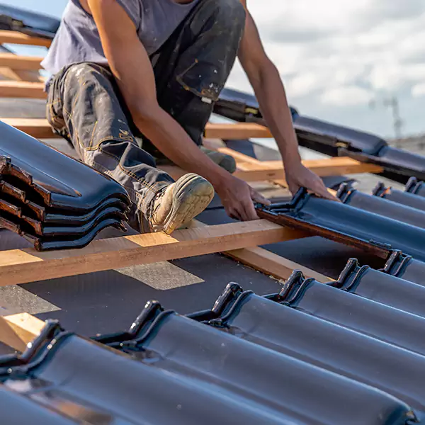 Why Antioch, IL Homeowners Choose Antioch Roofing Pros for Hail Damage Repairs?